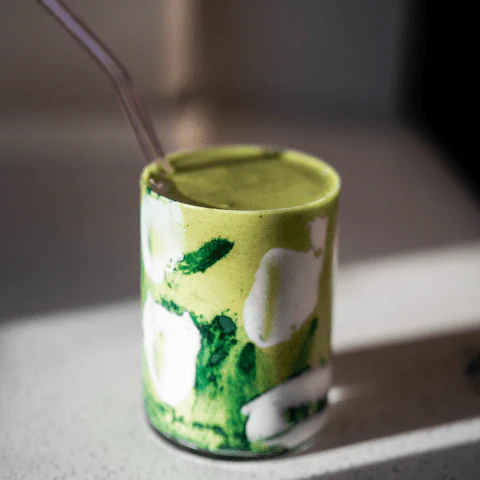 Beast: Matcha-Wolken-Smoothie